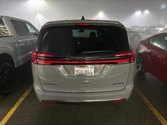 used 2023 Chrysler Pacifica Hybrid car, priced at $39,995