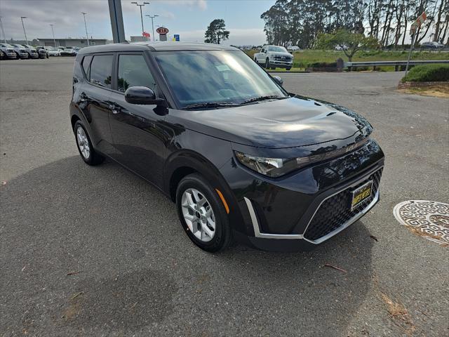 new 2025 Kia Soul car, priced at $23,004