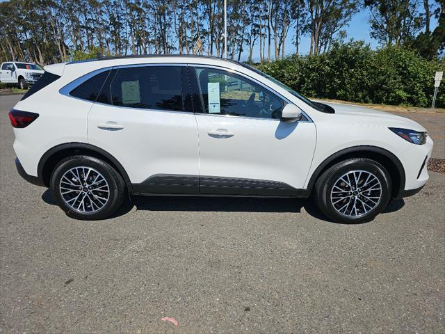new 2025 Ford Escape PHEV car, priced at $39,262