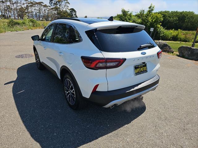 new 2025 Ford Escape PHEV car, priced at $39,262