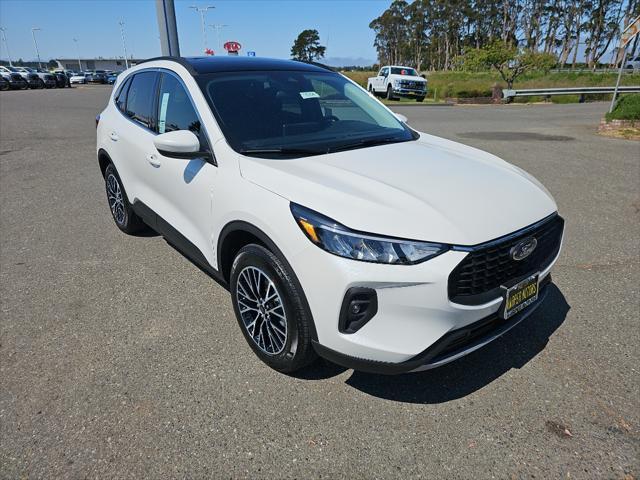 new 2025 Ford Escape PHEV car, priced at $39,262