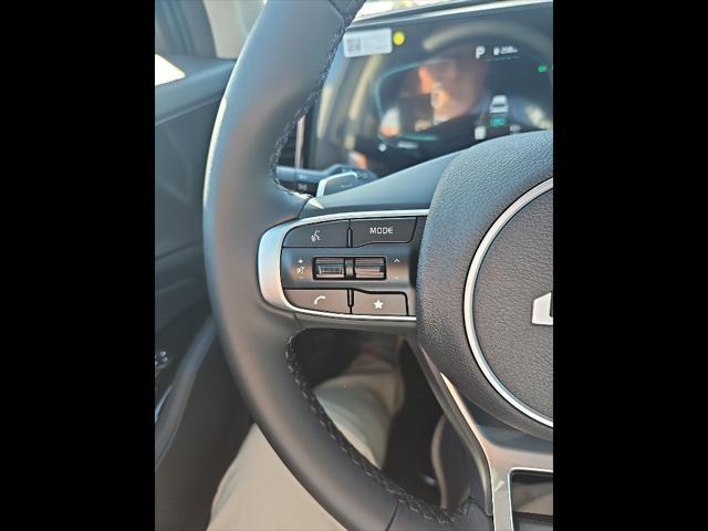 new 2025 Kia Sportage Hybrid car, priced at $35,709