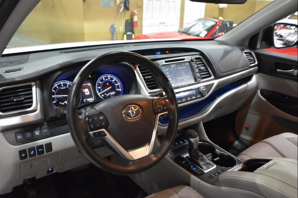 used 2018 Toyota Highlander car, priced at $32,769