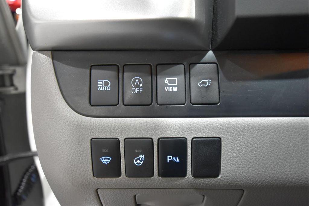 used 2018 Toyota Highlander car, priced at $32,769