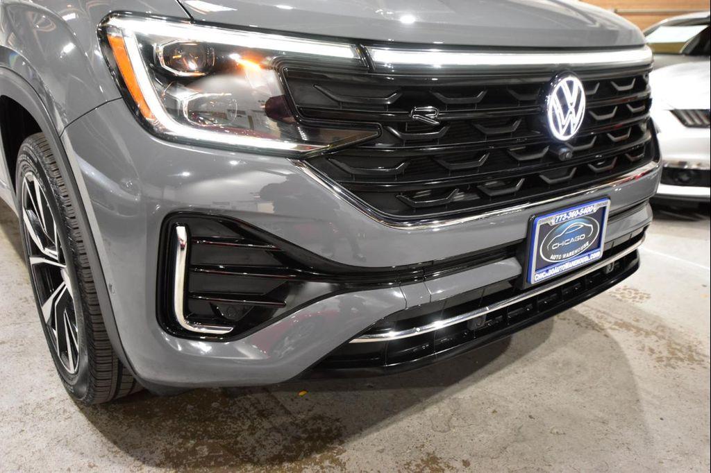 used 2025 Volkswagen Atlas car, priced at $43,938