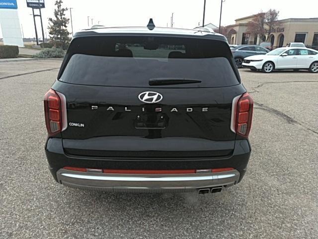 used 2023 Hyundai Palisade car, priced at $44,421