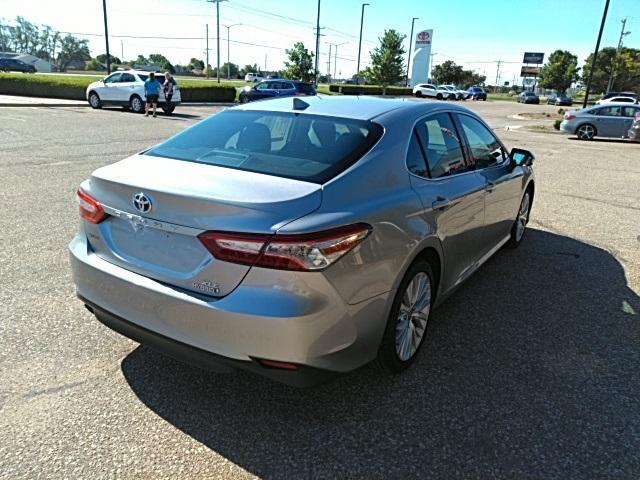 used 2020 Toyota Camry Hybrid car, priced at $30,998