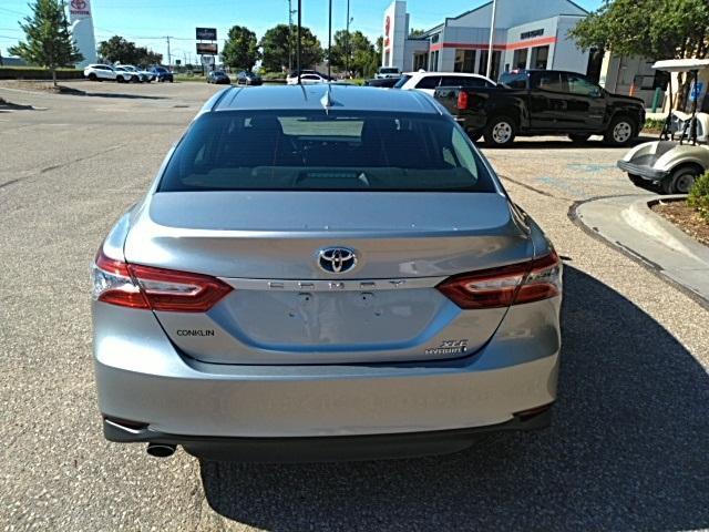 used 2020 Toyota Camry Hybrid car, priced at $30,998