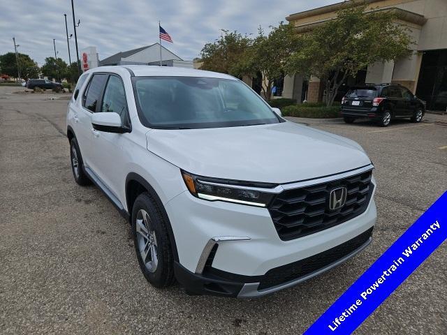 new 2025 Honda Pilot car, priced at $47,150