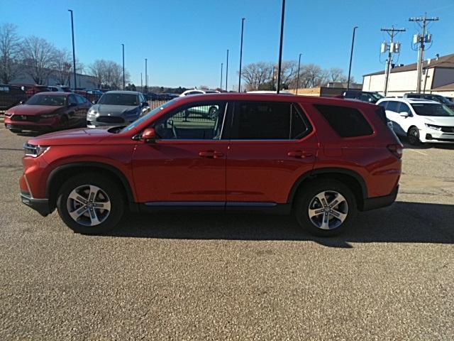 new 2025 Honda Pilot car, priced at $45,450