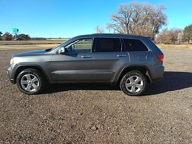 used 2012 Jeep Grand Cherokee car, priced at $10,998