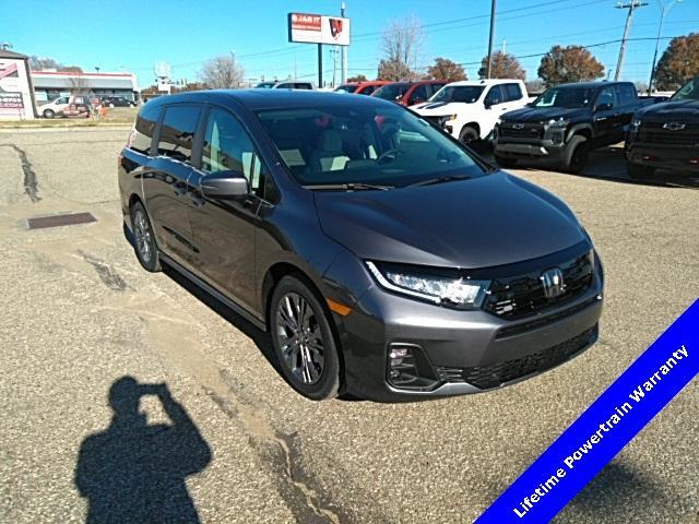 new 2025 Honda Odyssey car, priced at $48,005