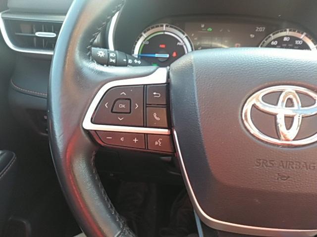 used 2022 Toyota Highlander Hybrid car, priced at $39,998