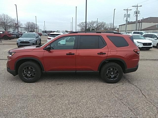 new 2025 Honda Pilot car, priced at $51,250