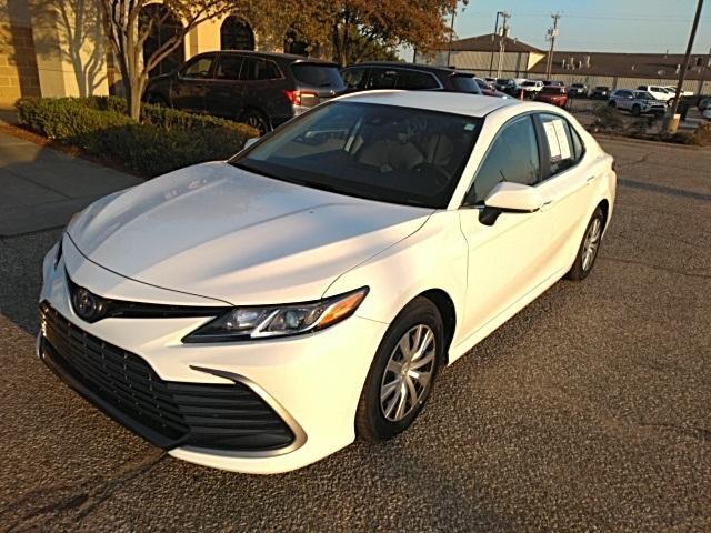 used 2022 Toyota Camry Hybrid car, priced at $27,220