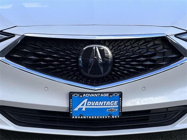 used 2022 Acura MDX car, priced at $38,416