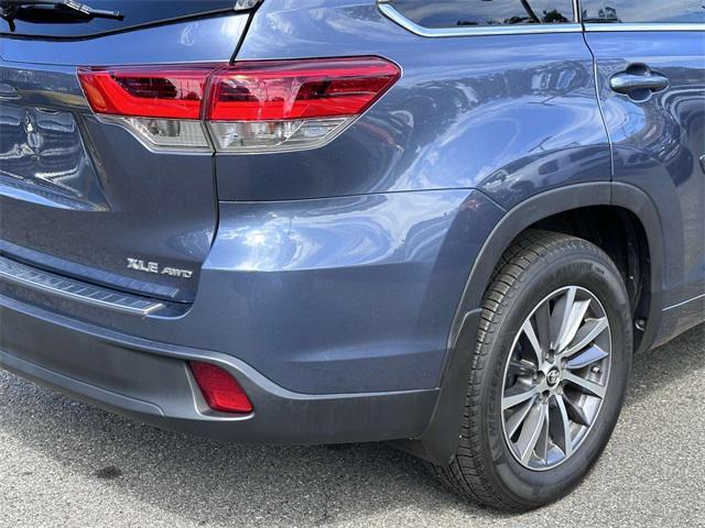 used 2018 Toyota Highlander car, priced at $25,702