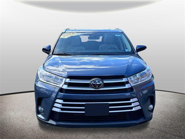 used 2018 Toyota Highlander car, priced at $25,702