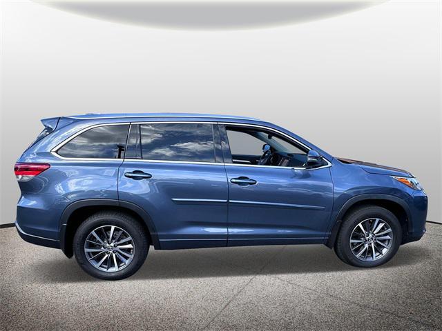 used 2018 Toyota Highlander car, priced at $25,702