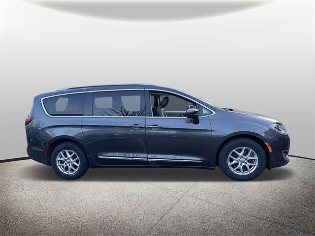 used 2020 Chrysler Pacifica car, priced at $17,634