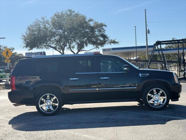 used 2007 Cadillac Escalade ESV car, priced at $9,500