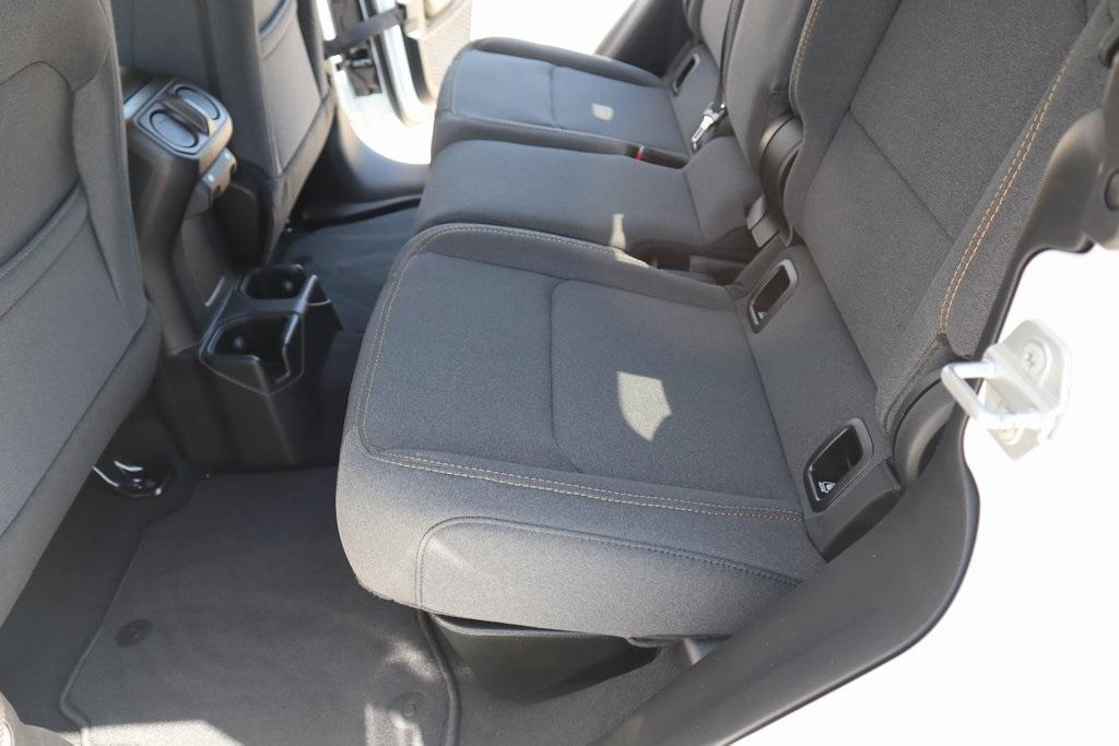 new 2025 Jeep Gladiator car, priced at $36,324
