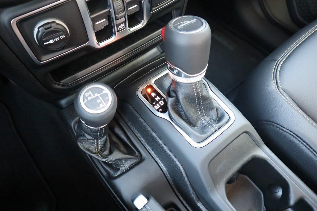 new 2025 Jeep Gladiator car, priced at $38,767