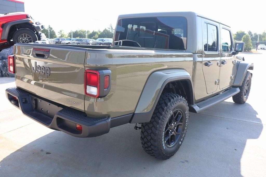 new 2025 Jeep Gladiator car, priced at $38,767