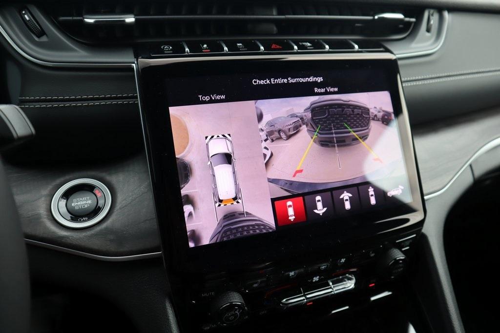 new 2025 Jeep Grand Cherokee L car, priced at $46,948