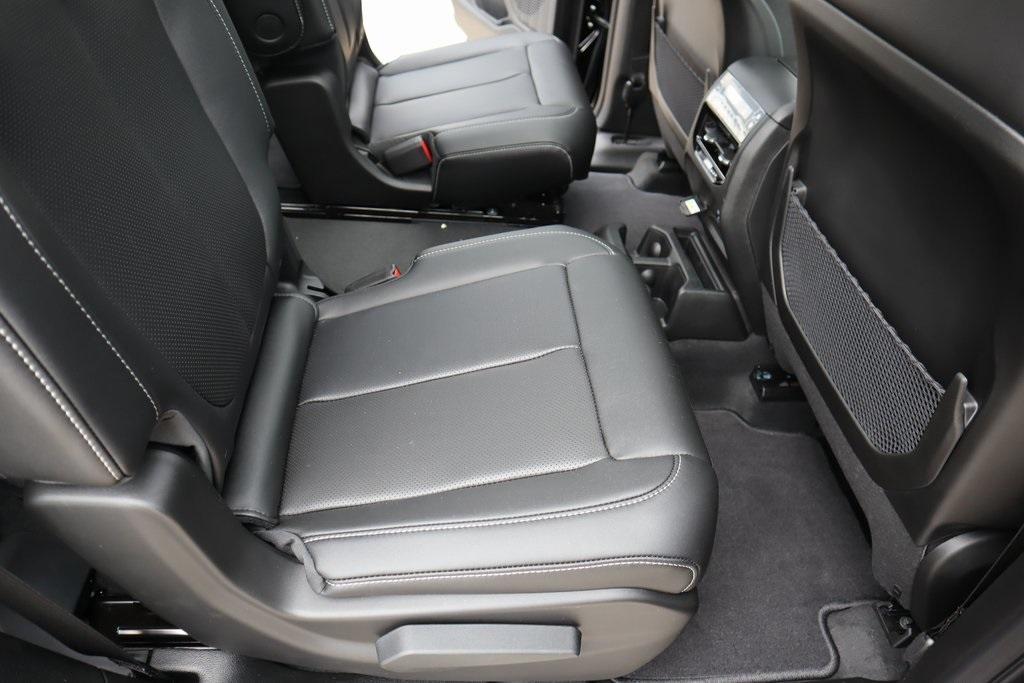 new 2025 Jeep Grand Cherokee L car, priced at $46,948