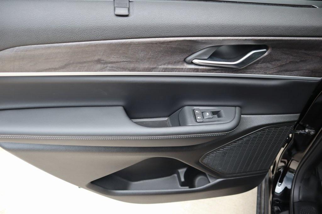 new 2025 Jeep Grand Cherokee L car, priced at $46,948