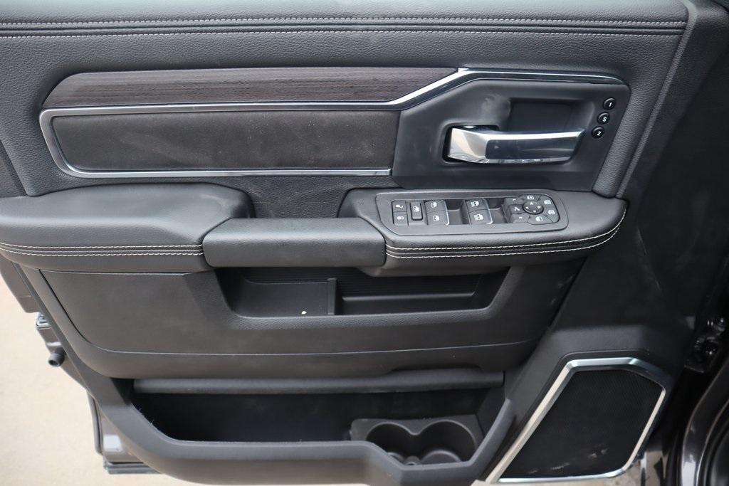 new 2025 Ram 2500 car, priced at $80,615