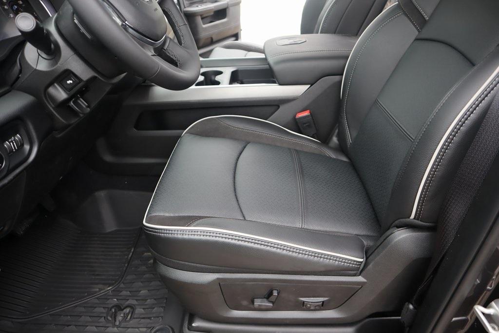 new 2025 Ram 2500 car, priced at $80,615
