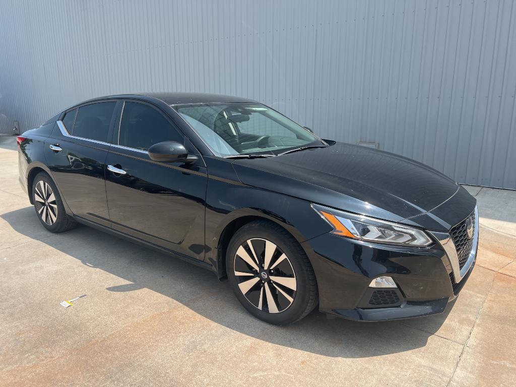 used 2022 Nissan Altima car, priced at $21,389