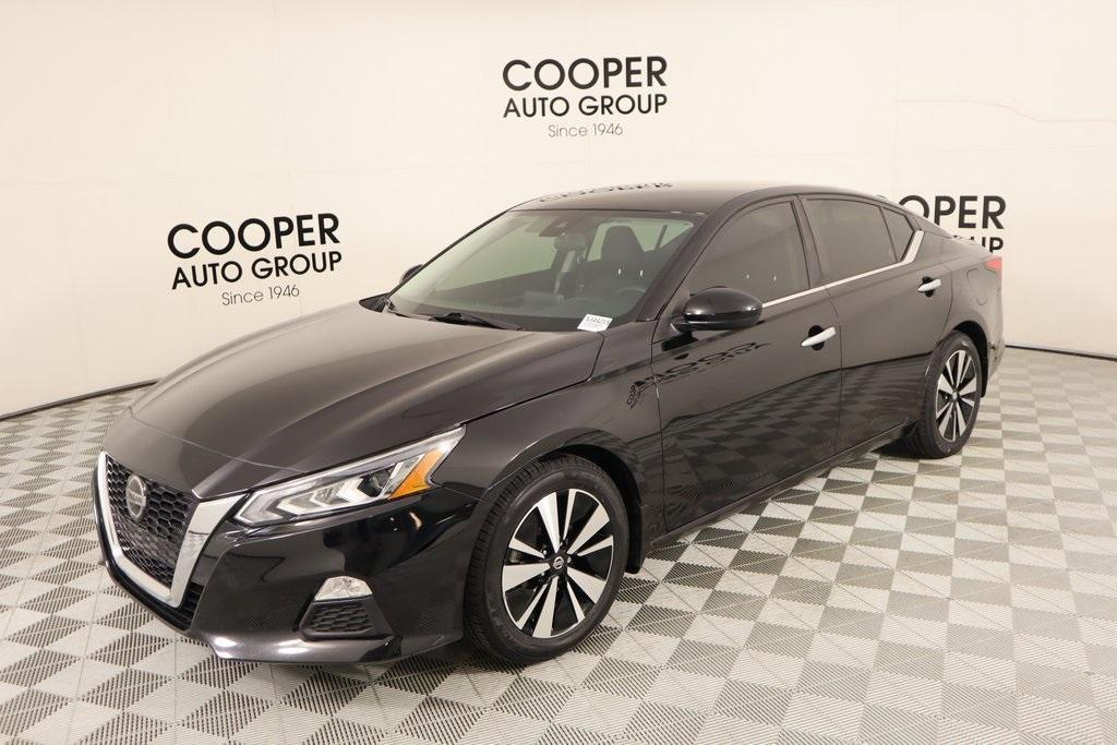 used 2022 Nissan Altima car, priced at $21,389