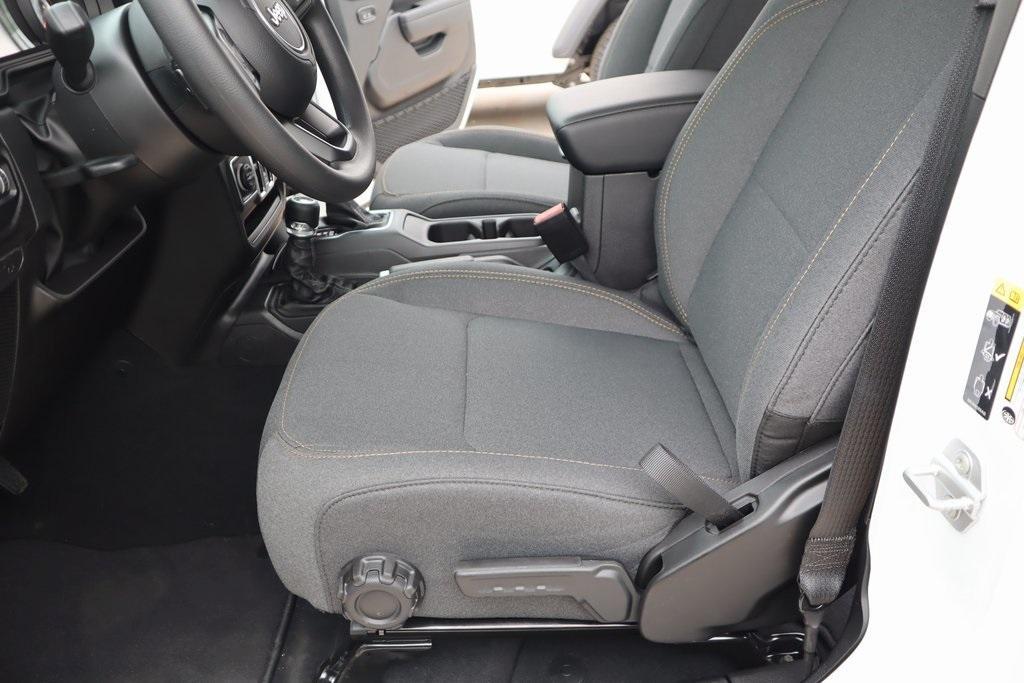new 2025 Jeep Wrangler car, priced at $34,953