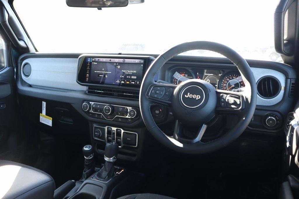 new 2025 Jeep Wrangler car, priced at $48,133