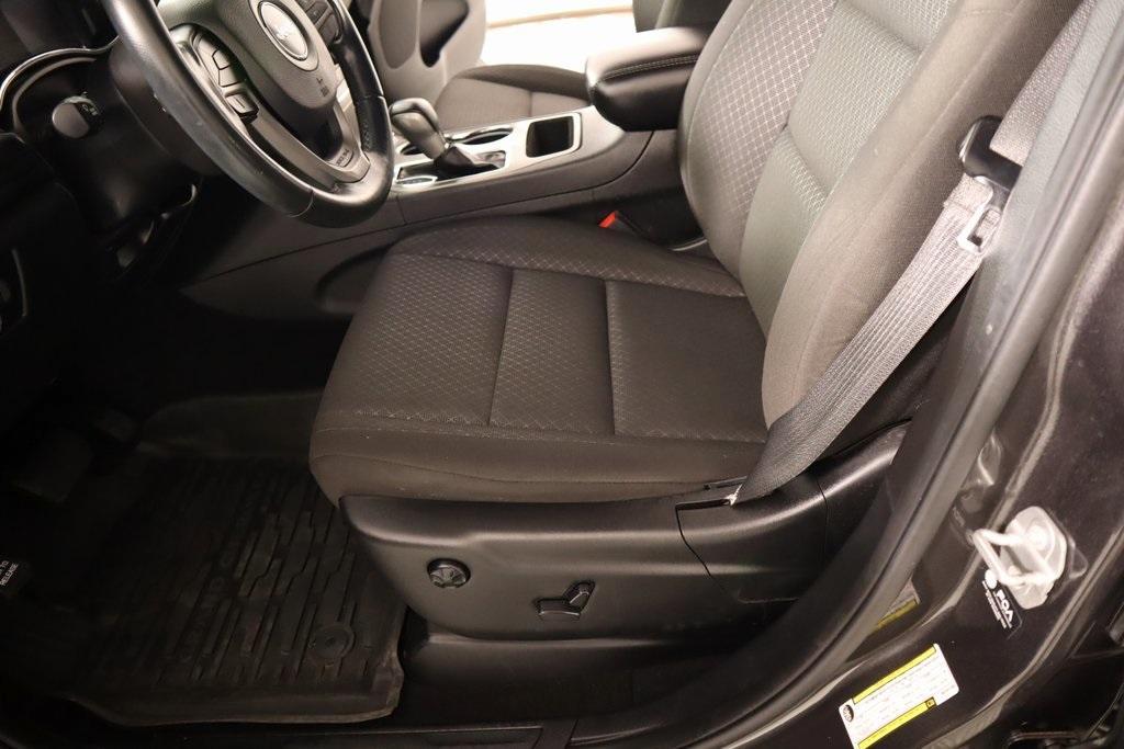 used 2021 Jeep Grand Cherokee car, priced at $19,988