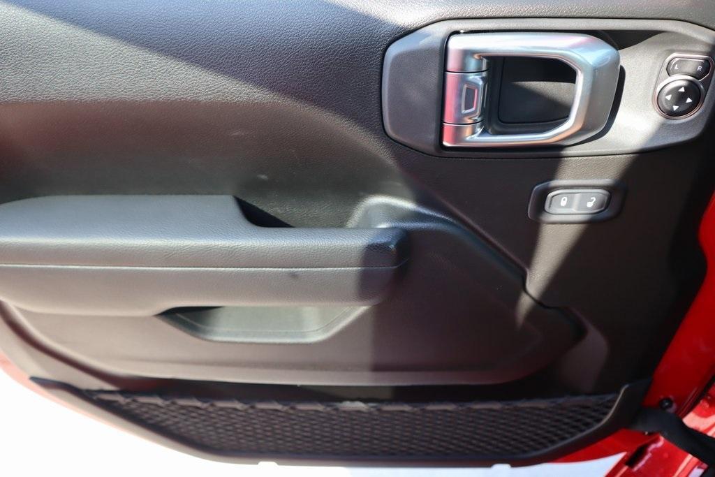 new 2025 Jeep Gladiator car, priced at $37,657
