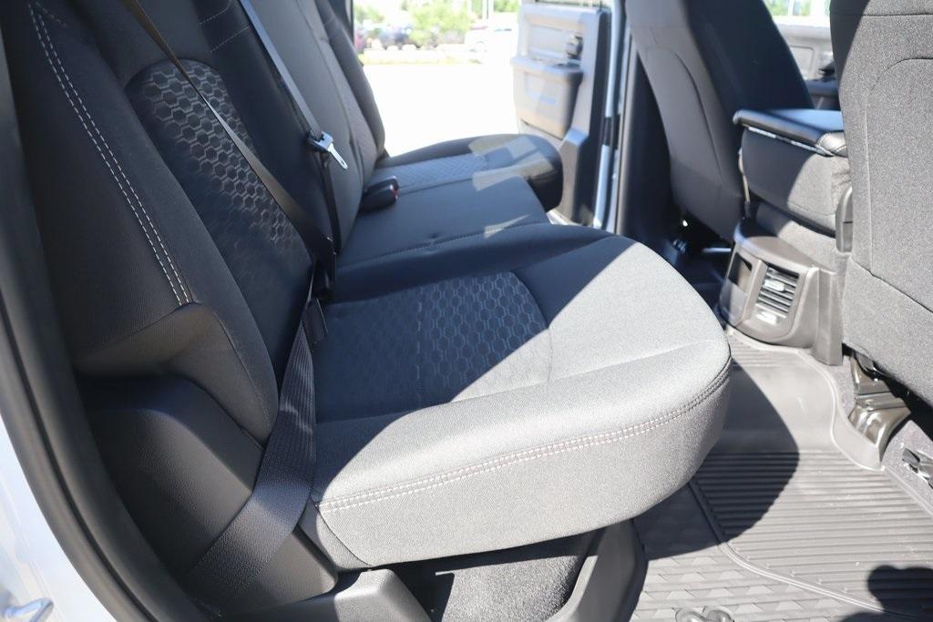new 2025 Ram 2500 car, priced at $61,221