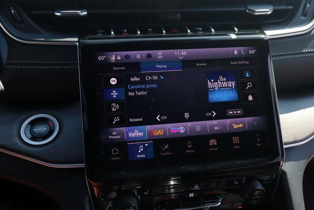new 2025 Jeep Grand Cherokee car, priced at $40,970