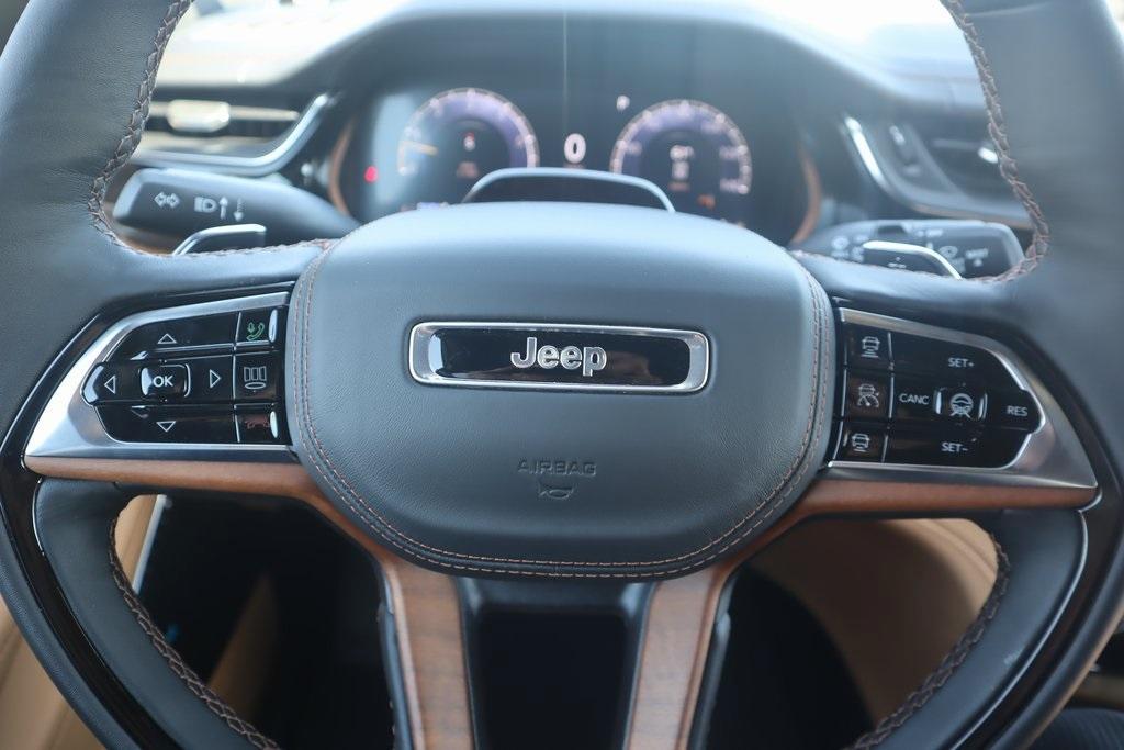 new 2025 Jeep Grand Cherokee L car, priced at $66,001