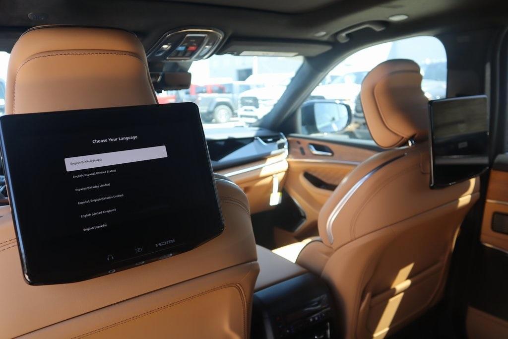new 2025 Jeep Grand Cherokee L car, priced at $66,001
