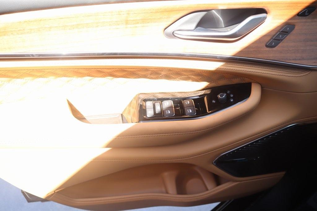 new 2025 Jeep Grand Cherokee L car, priced at $66,001