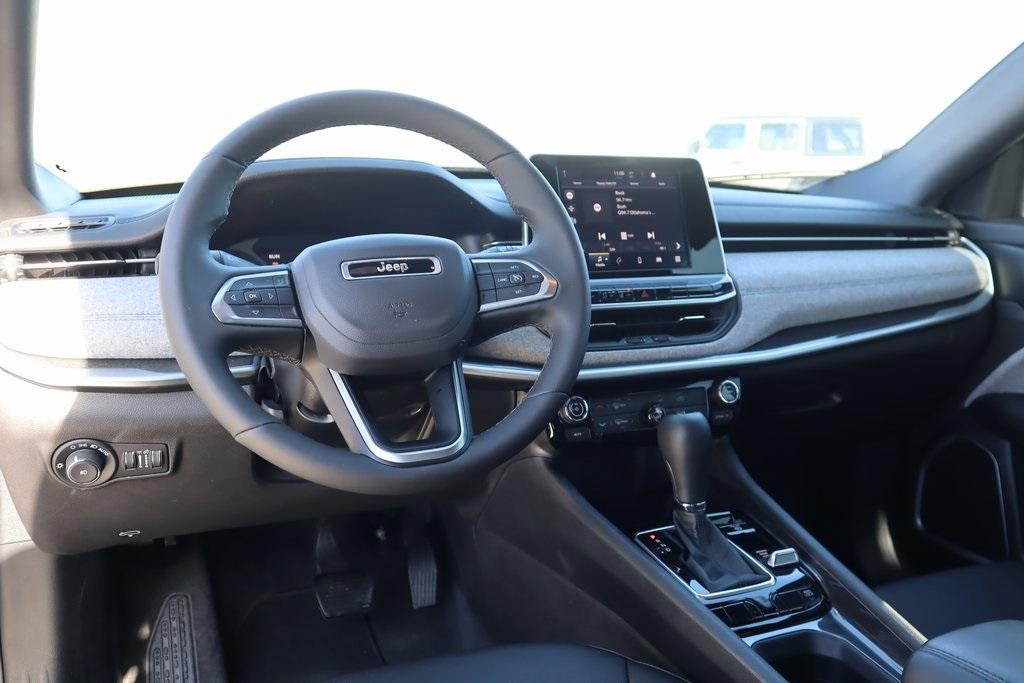 new 2025 Jeep Compass car, priced at $25,241