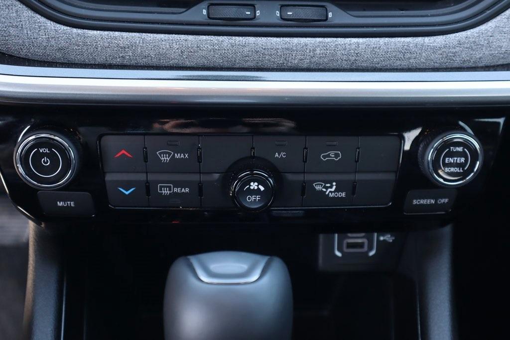 new 2025 Jeep Compass car, priced at $25,241