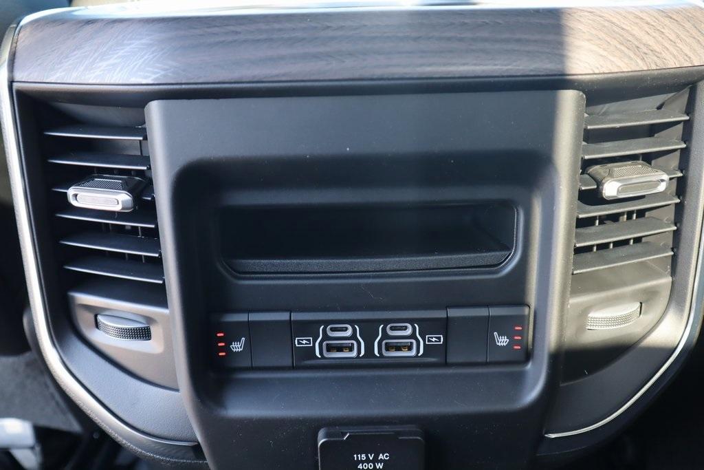 new 2025 Ram 1500 car, priced at $51,372
