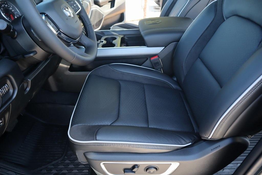 new 2025 Ram 1500 car, priced at $51,372