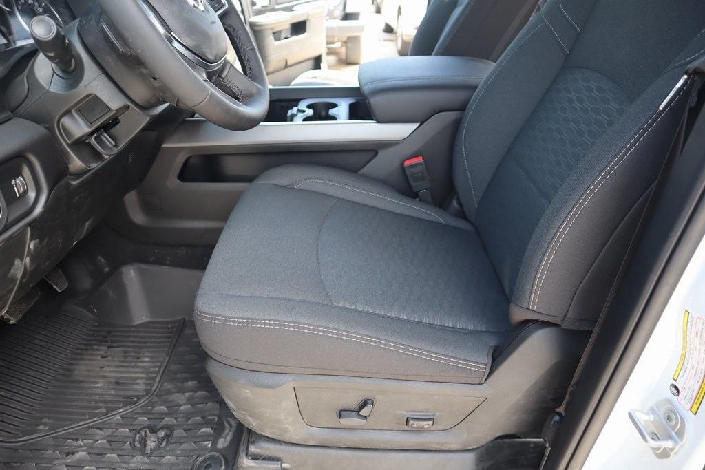 new 2025 Ram 2500 car, priced at $65,851