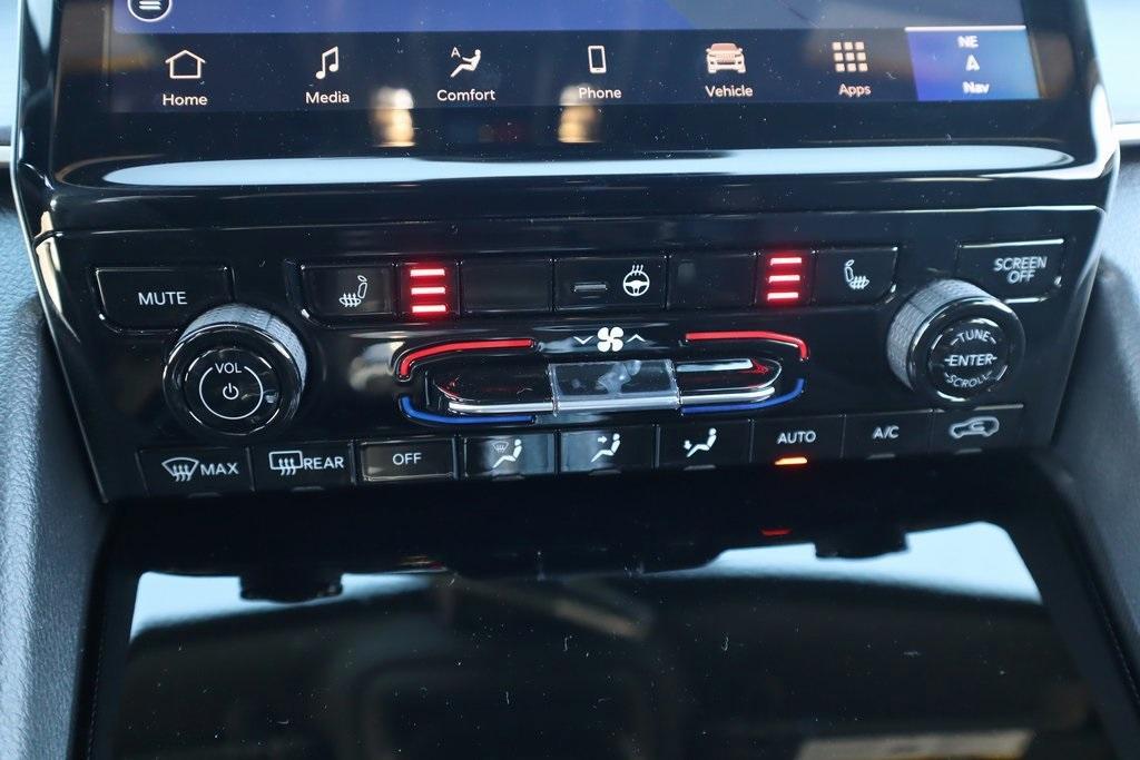 new 2025 Jeep Grand Cherokee L car, priced at $40,331